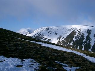 Cairn Toul and Sron na Lairige.