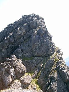 The upper half of Sgurr na h-Uamha's N ridge.